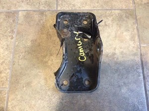 Used 2006 Freightliner CENTURY CLASS/COLUMBIA Spring Hanger, Steer Axle (Stock #P-192)) Part Image
