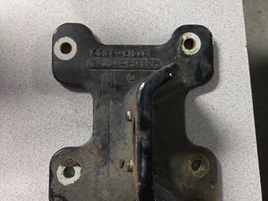 Used Engine Mount (Stock #P-286)) Part Image