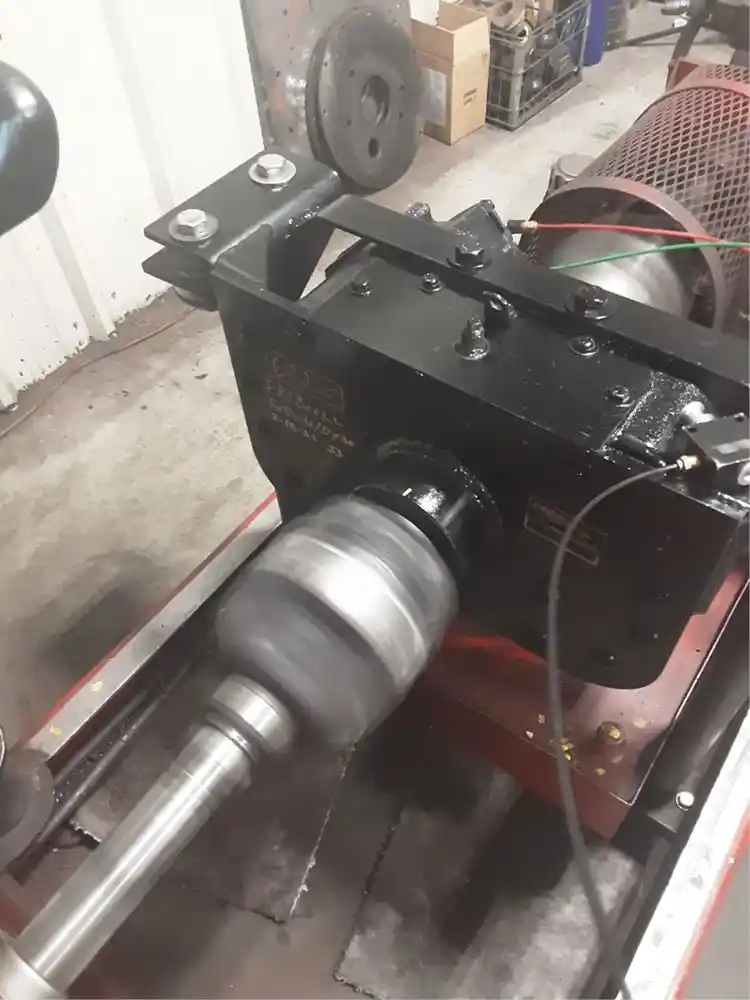 Image 2 of part Rebuilt Universal Eaton/Fuller FRT BOX LL Auxiliary Transmission Assy