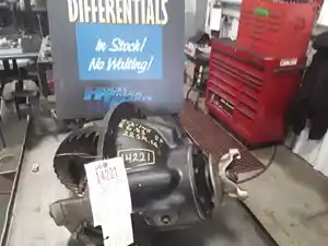Rebuilt Universal Meritor/Rockwell Q145 Rear Rear (Tandem Rear or Single) (Stock #14221)) Part Image