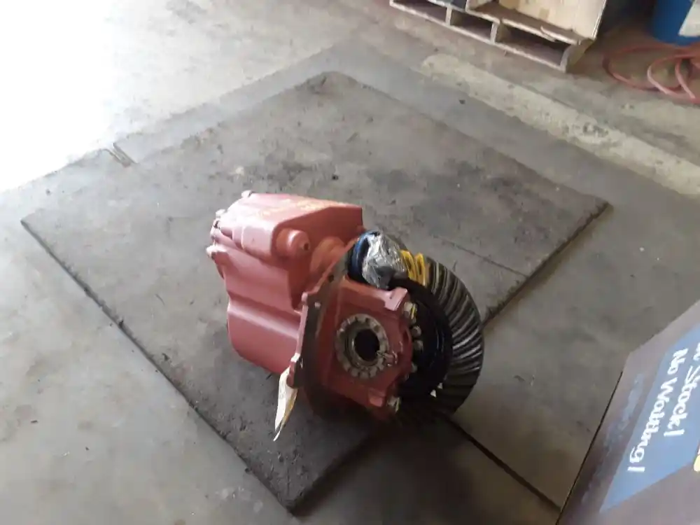 Image 3 of part Rebuilt Universal Meritor/Rockwell RD40-145 Front Rear (Tandem Front)