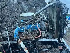 Used 1980 Ford L800 Radiator (Stock #C9309-10)) Part Image