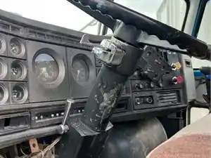 Used 1983 GM/Chev (HD) GENERAL Steering Column (Stock #92423-2)) Part Image