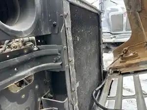 Used 1984 International 1724 Radiator (Stock #1924-5)) Part Image