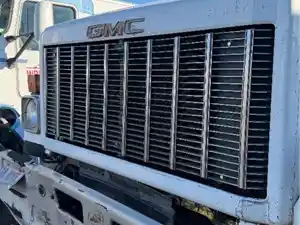 Used 1987 GMC Brigadier Grille (Stock #11126-14)) Part Image