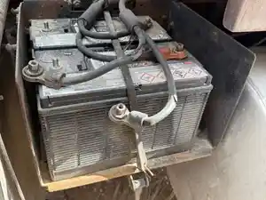 Used 1990 Ford LTL9000 Battery Box (Stock #40925-18)) Part Image