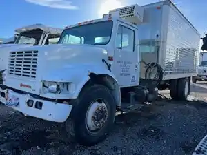 Used 1990 International 4900 Door Window (Stock #101423-1)) Part Image