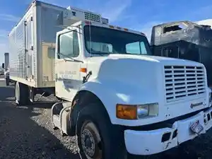 Used 1990 International 4900 Door Window (Stock #101423-4)) Part Image