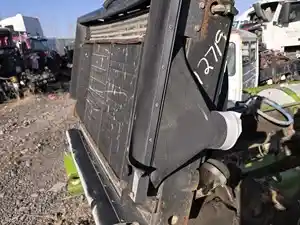 Used 1990 Volvo WG Radiator (Stock #112719-11)) Part Image