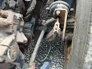 Used 1994 Ford L8000 Front Axle, Complete (Stock #102523-12)) Part Image