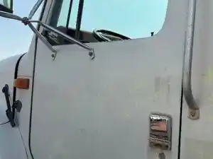 Used 1994 International 4600 Door (Stock #70126-9)) Part Image