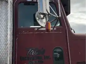 Used 1995 Peterbilt 378 Door (Stock #31926-11)) Part Image