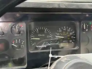 Used 1996 Volvo AUTOCAR ACL64 Instrument Cluster (Stock #20626-20)) Part Image