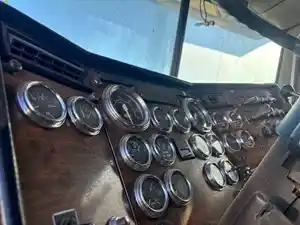 Used 1998 Peterbilt 378 Instrument Cluster (Stock #52624-15)) Part Image