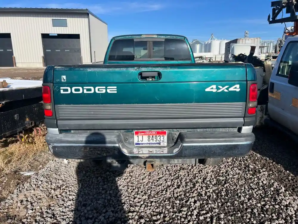 Used 1999 Dodge Ram Pickup Bumper for sale | Ucon Idaho United States