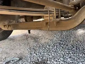 Used 1999 Freightliner Century Class C120 Front Axle, Complete (Stock #61026-6)) Part Image