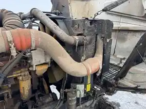 Used 1999 Volvo WG Radiator (Stock #21225-12)) Part Image
