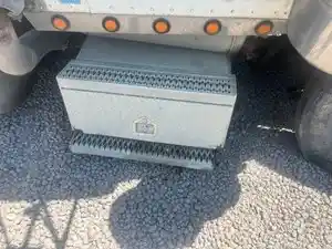 Used 2000 Peterbilt 379 Tool Box (Stock #71124-12)) Part Image