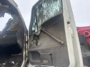 Used 2000 Sterling L9513 Door (Stock #12425-5)) Part Image