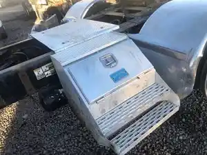 Used 2001 Kenworth T800 Tool Box (Stock #101023-4)) Part Image