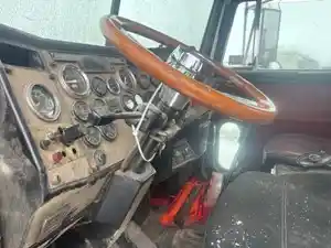 Used 2001 Peterbilt 357 Steering Column (Stock #10625-19)) Part Image