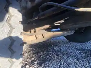 Used 2002 Volvo VHD Front Axle, Complete (Stock #101523-16)) Part Image