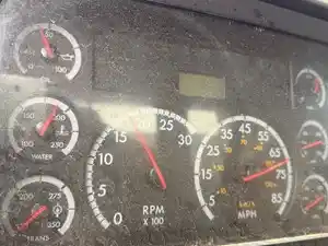Used 2003 Sterling L9500 Instrument Cluster (Stock #52526-11)) Part Image