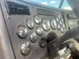 Used 2003 Western Star 6900 XD Instrument Cluster (Stock #62324-8)) Part Image