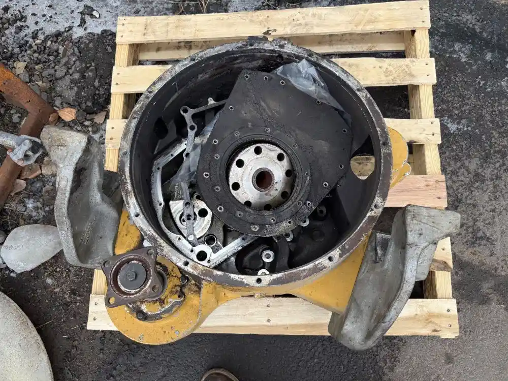 Image 4 of part Used 2004 Caterpillar C12 Flywheel Housing