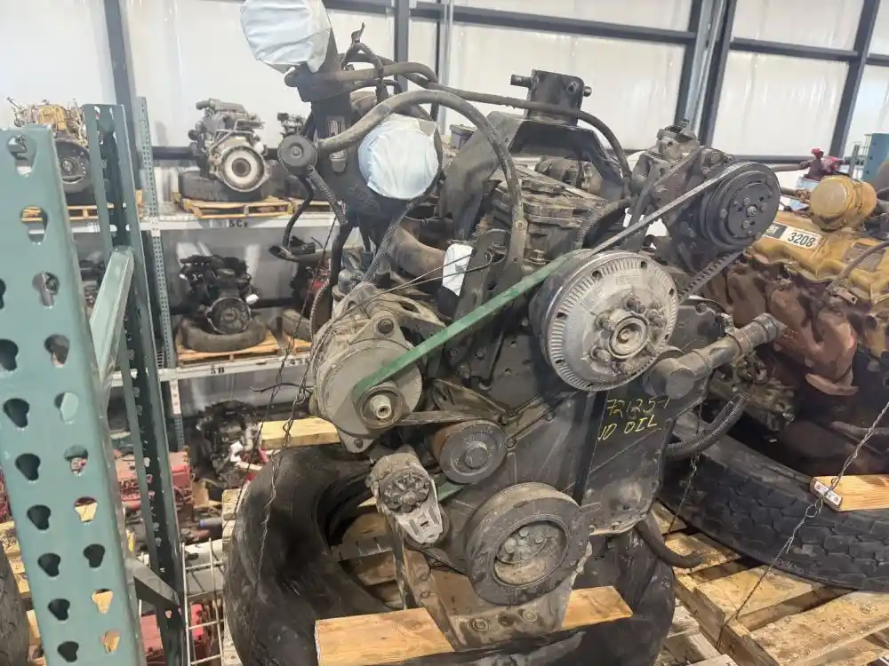 Image 2 of part Used 2004 Cummins ISC Engine Assy