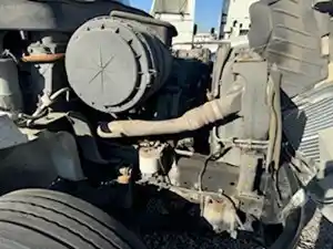 Used 2004 International 4400 Radiator (Stock #100424-8)) Part Image