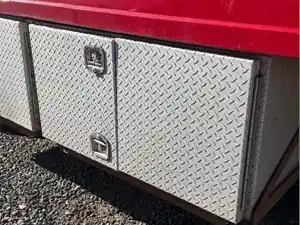 Used 2004 Kenworth T300 Tool Box (Stock #50926-12)) Part Image