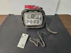 Used 2004 Peterbilt 330 Headlamp Assy (Stock #72125-17)) Part Image