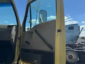 Used 2004 Sterling A9500 Door (Stock #50624-20)) Part Image