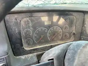 Used 2004 Sterling L9500 Instrument Cluster (Stock #42924-11)) Part Image