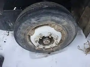 Used 2005 Freightliner M2 106 Front Axle, Complete Image