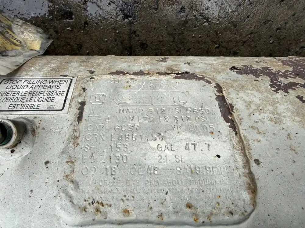 Image 4 of part Used 2005 Fuel Tank