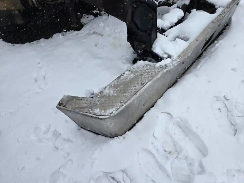 Image 4 of part Used 2005 Peterbilt 378 Bumper
