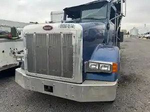 Used 2005 Peterbilt 378 Bumper Image