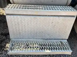 Used 2005 Peterbilt 379 Battery Box (Stock #61426-14)) Part Image
