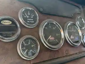 Used 2005 Peterbilt 379 Instrument Cluster (Stock #61426-18)) Part Image