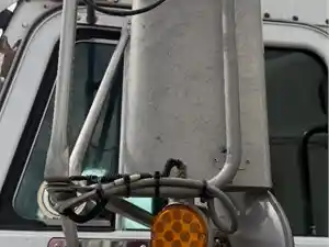 Used 2005 Peterbilt 379 Side View Mirror (Stock #40626-15)) Part Image