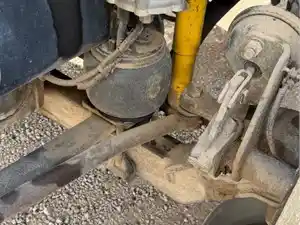 Used 2006 Freightliner Columbia 120 Front Axle, Complete (Stock #40926-6)) Part Image
