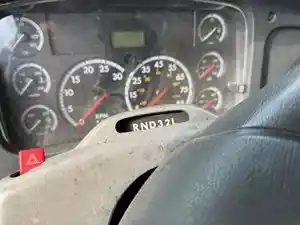 Used 2006 Freightliner M2 106 Instrument Cluster (Stock #52225-19)) Part Image