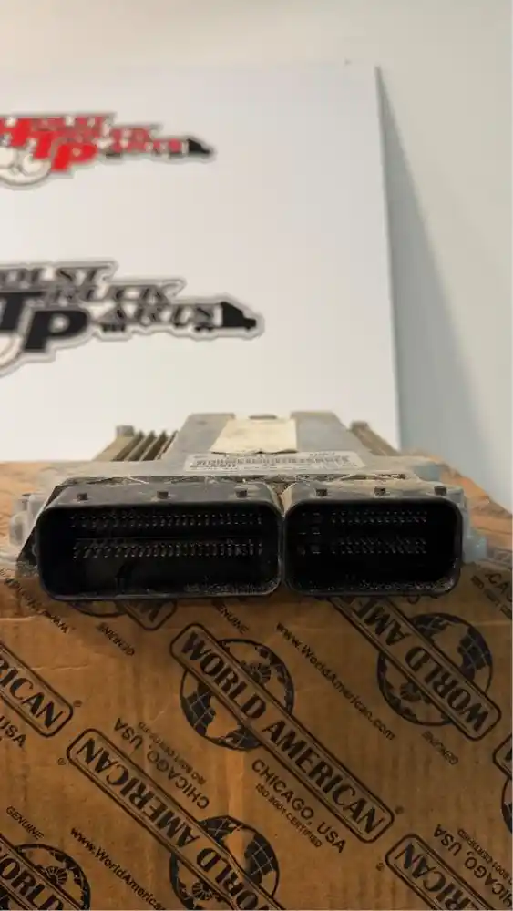 Image 2 of part Used 2006 GM/Chev (HD) 6.6L DURAMAX ECM