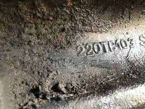 Used 2006 International 7400 Front Axle, Complete (Stock #81323-10)) Part Image