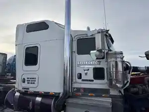 Used 2006 Kenworth W900 Cab (Stock #12625-10)) Part Image