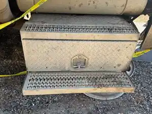 Used 2006 Peterbilt 379 Tool Box (Stock #102825-23)) Part Image