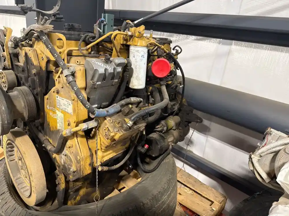 Image 2 of part Used 2007 Caterpillar C7 Engine Assy