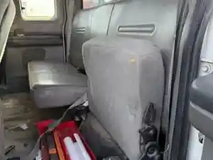 Used 2007 Ford F-650 Seat (Stock #40225-16)) Part Image